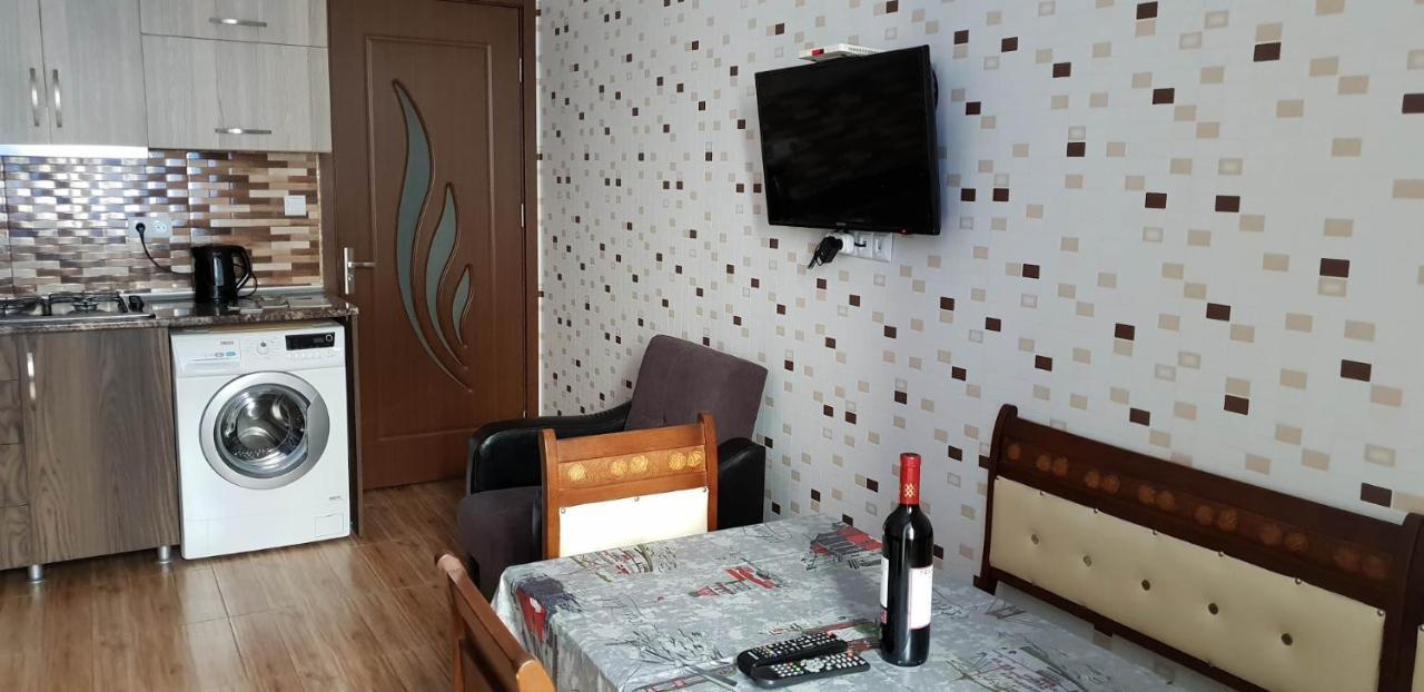 Apartment Rustaveli 59 Batumi Esterno foto